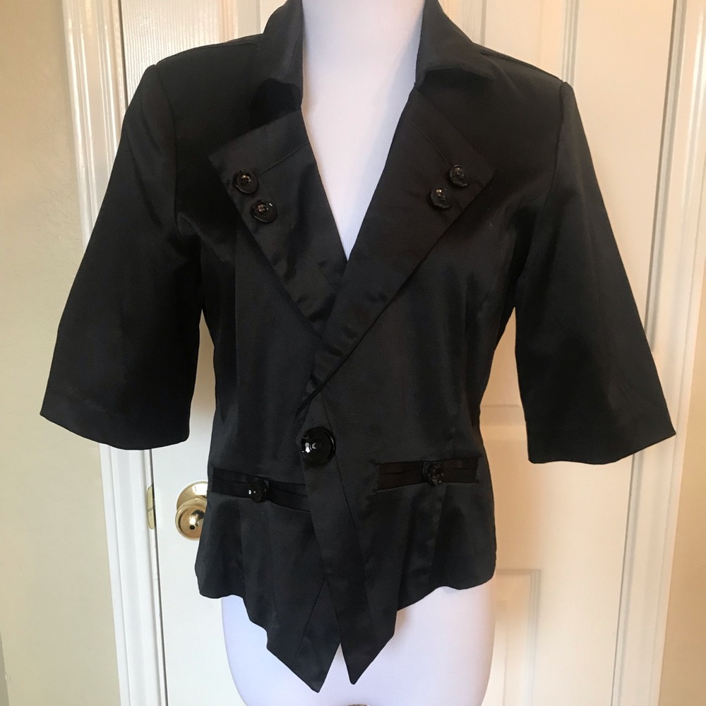 Shiny short sleeve blazer